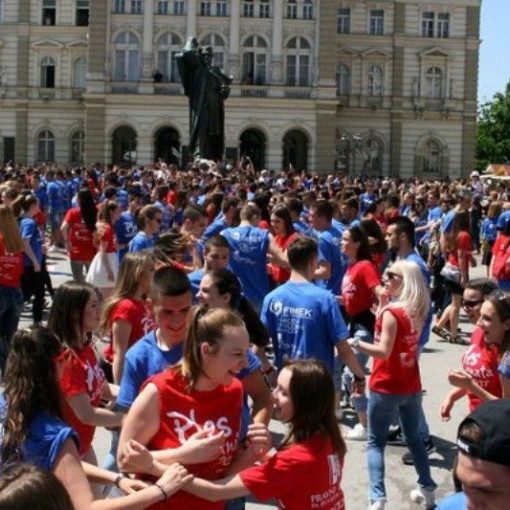 16124 mns ples maturanata06