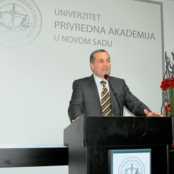 Prof. dr Dragan Sole  a